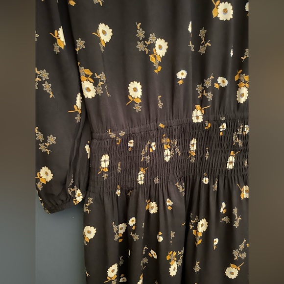 Velvet by Graham & Spencer Leslie Floral Smocked Waist Dress Sz XS - Picture 6 of 8